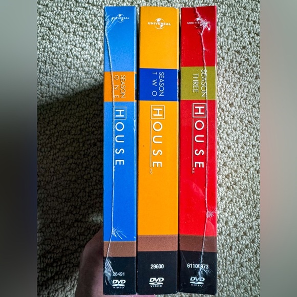 House M.D. DVD Seasons 1–3 | Hugh Laurie | 2 Sealed, 1 Open | Region 1 Set - Picture 2 of 3